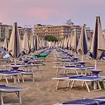 Sunlit Terrace Steps From The Sea Apartment Bibione